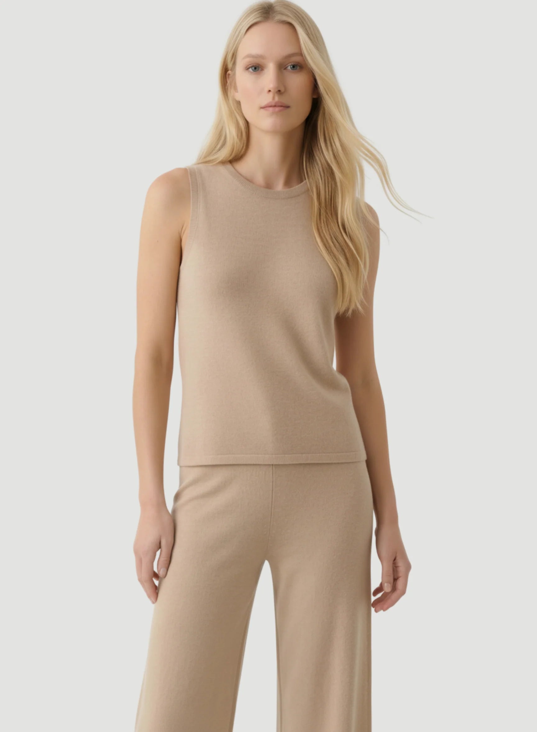 100% Machine Washable Cashmere Sleeveless Crewneck T-Shirt