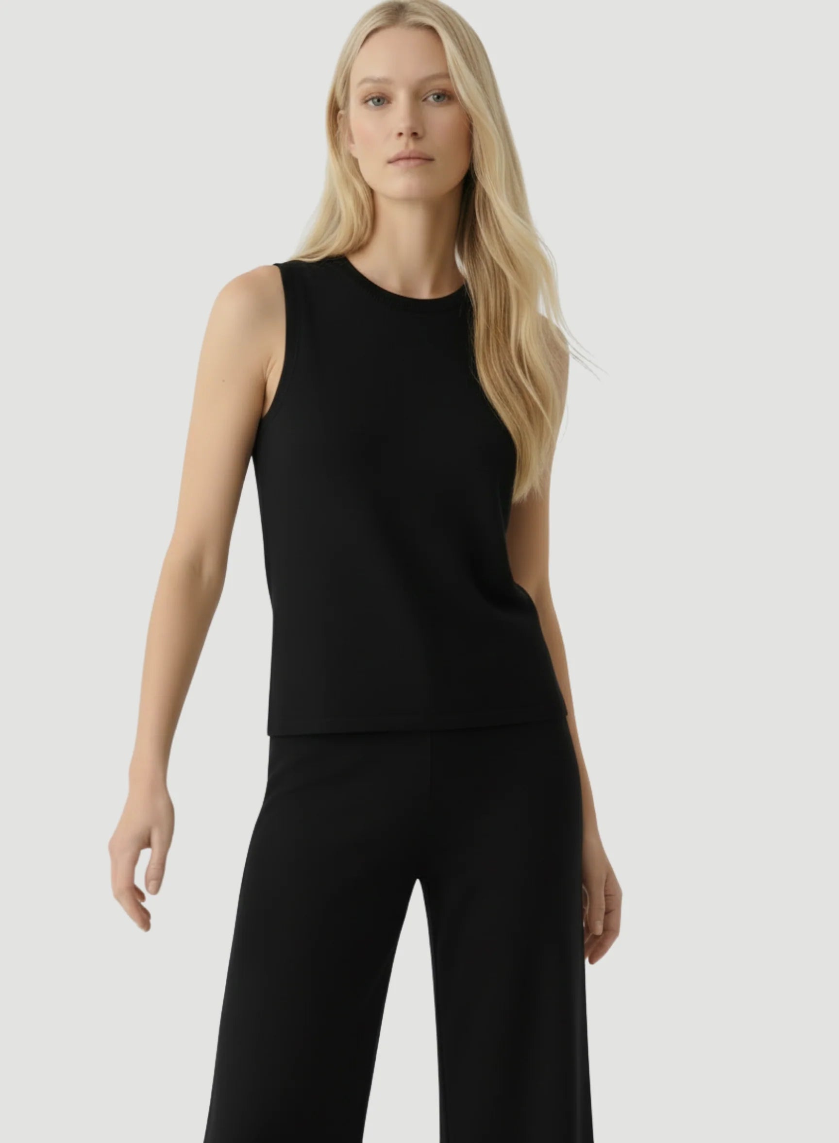 100% Machine Washable Cashmere Sleeveless Crewneck T-Shirt