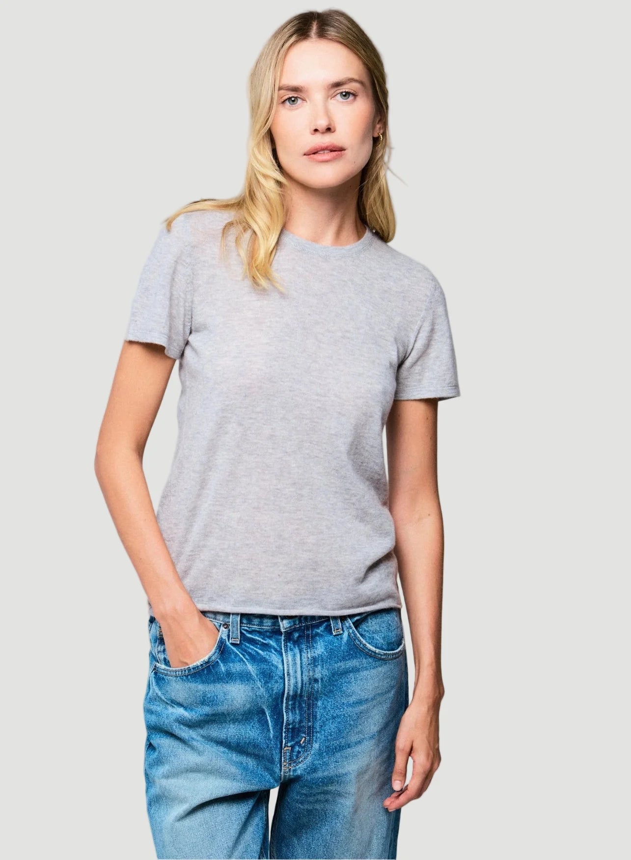 100% Machine Washable Cashmere Short Sleeve Crewneck T-Shirt