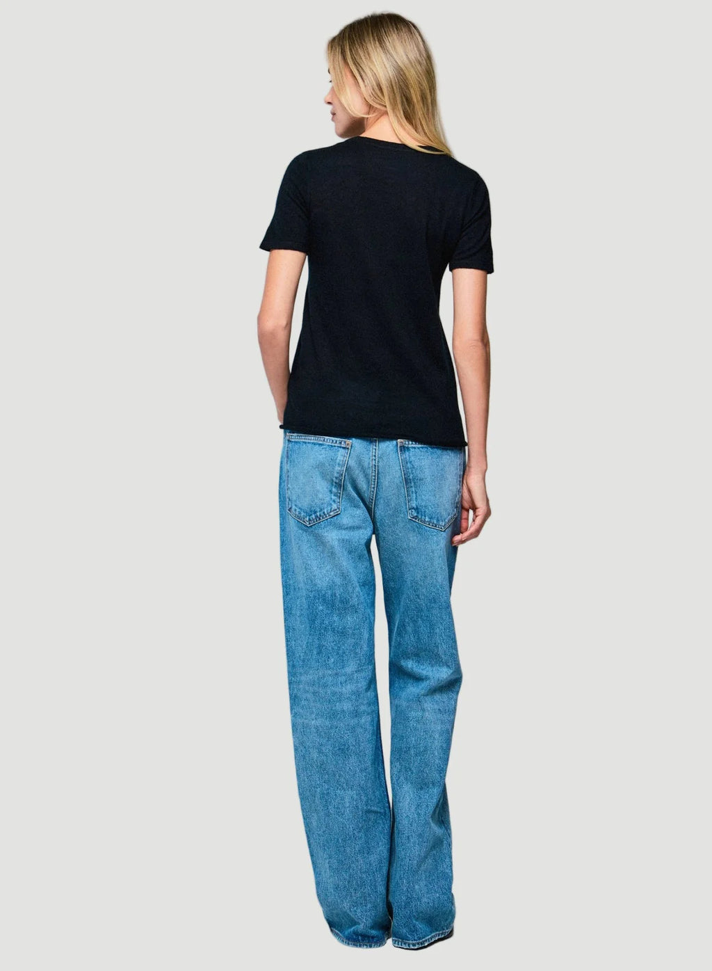 100% Machine Washable Cashmere Short Sleeve Crewneck T-Shirt
