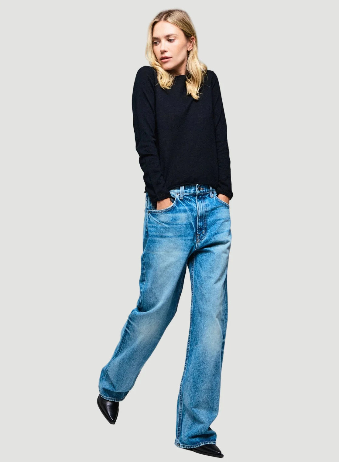 100% Machine Washable Cashmere Long Sleeve Crewneck T-Shirt