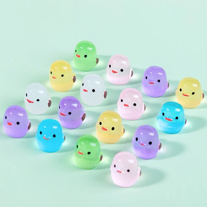 20-100Pcs Cartoon Luminous Chick Miniature Resin Figurines DIY Landscape Decoration Creative Home Decoration Accessories Gifts