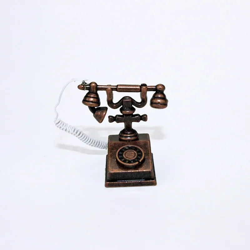 1:12 Home Decor Figurines Alloy Vintage Rotary Telephone Mini Retro Phone Model Miniature Phone Dollhouse Baby House Accessories