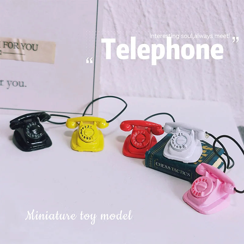 1:12 Home Decor Figurines Alloy Vintage Rotary Telephone Mini Retro Phone Model Miniature Phone Dollhouse Baby House Accessories