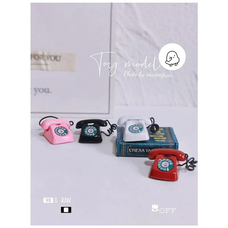 1:12 Home Decor Figurines Alloy Vintage Rotary Telephone Mini Retro Phone Model Miniature Phone Dollhouse Baby House Accessories
