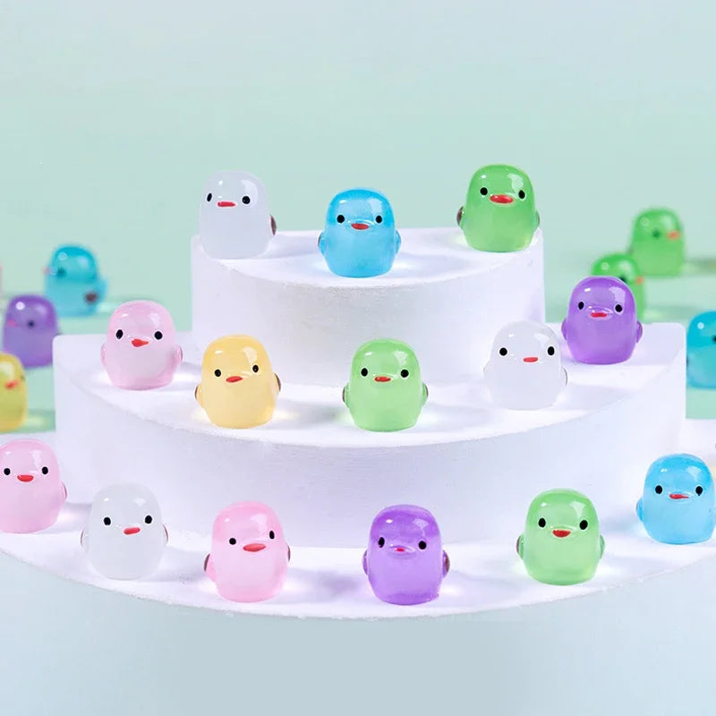20-100Pcs Cartoon Luminous Chick Miniature Resin Figurines DIY Landscape Decoration Creative Home Decoration Accessories Gifts
